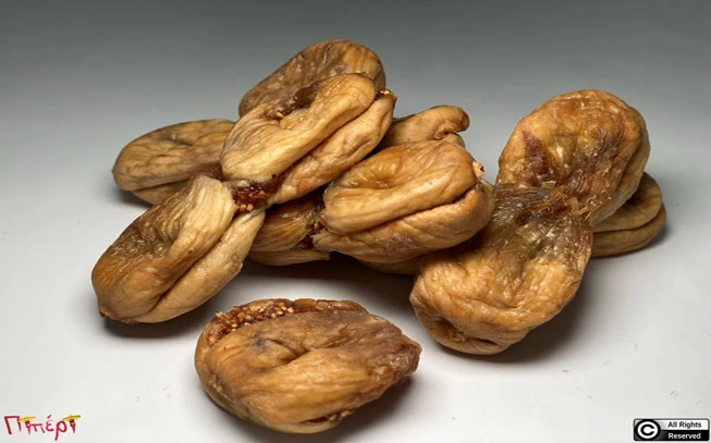 Σύκα Κύμης Αποξηραμένα φυσικά  χωρίς ζάχαρη ,  dried figs from Kimi natural without sugar , ( Ficus carica ). 1