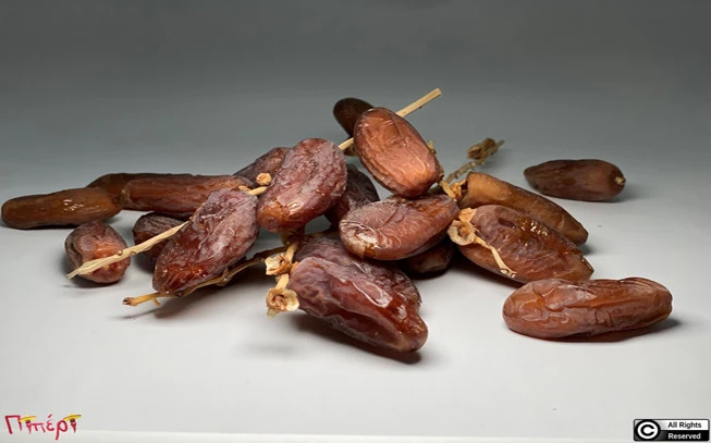 Χουρμάδες Αποξηραμένοι Φυσικοί (σε κλαδάκι) χωρίς ζάχαρη. 1