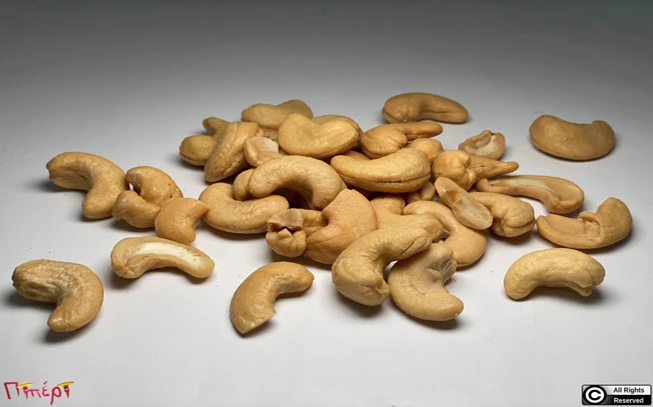 Roasted savory cashews 1