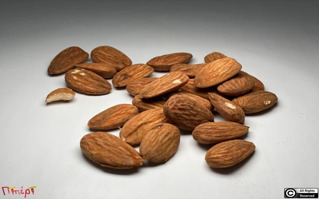 Αμύγδαλο Ελληνικό Ωμό φυρανιά. 1