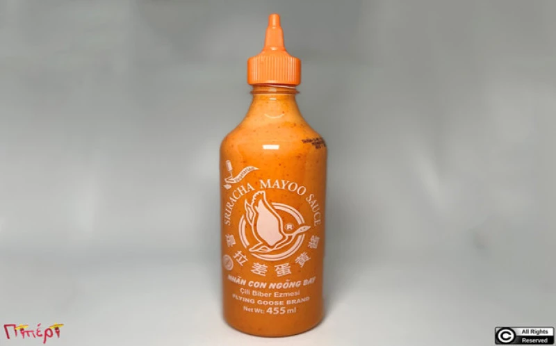 Σάλτσα μαγιονέζας sriracha, sriracha mayo sauce. 1