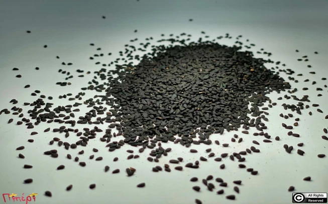 Μαυροσήσαμο, μαυροκούκι, μαύρη μυρωδιά, μαύρο κύμινο, κύμινον το αιθιοπικόν, Μελάνθιον το ήμερον, Νιγέλα η εδώδιμος, Black cumin, (Nigella sativa). 1