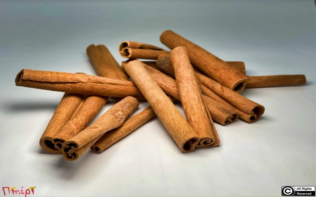 Indonesian cinnamon, common cinnamon, Padang cassava, 6-8 cm (cinnamomum burmannii). 1