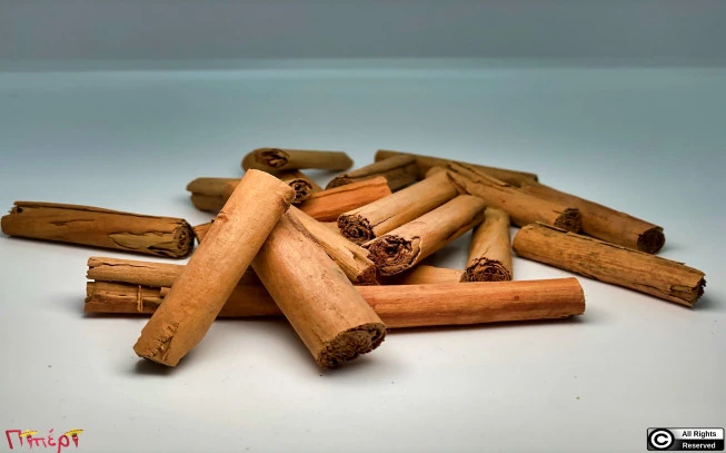 Ceylon cinnamon, therapeutic cinnamon, Ceylon cinnamon (cinnamonum zeyianicum or cinnamomum verum). 1