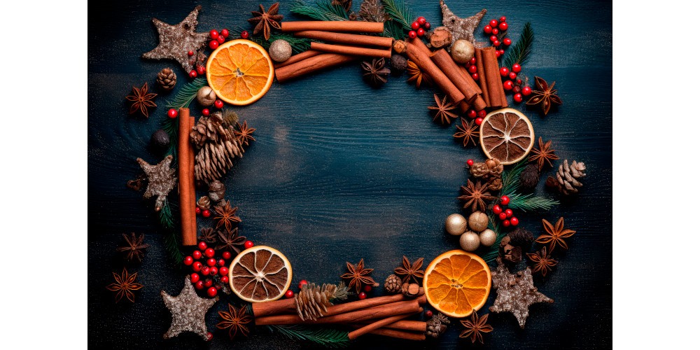Use of spices and herbs for the Christmas holidays